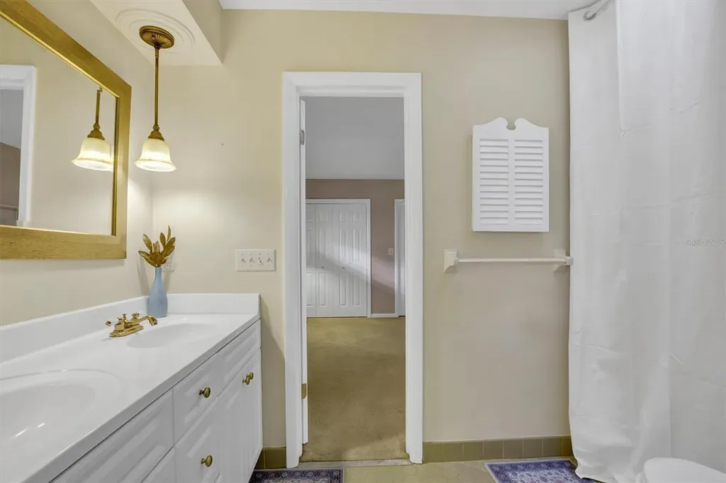 136 Lake Mariam Road SE Winter Haven FL 33884