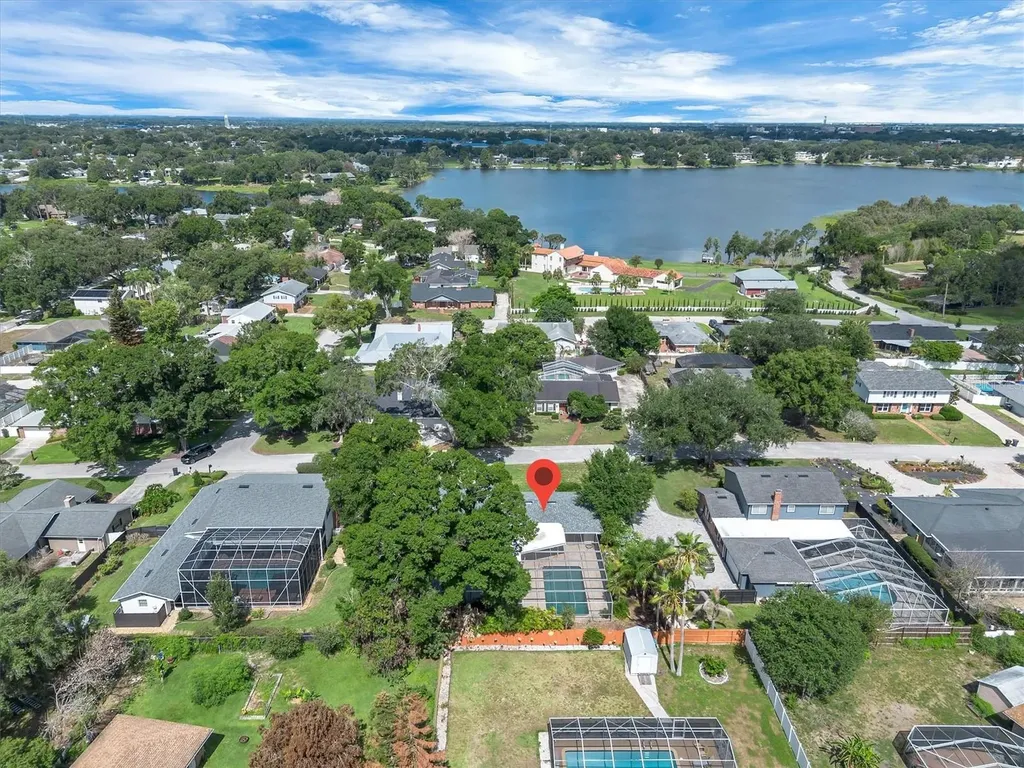 136 Lake Mariam Road SE Winter Haven FL 33884