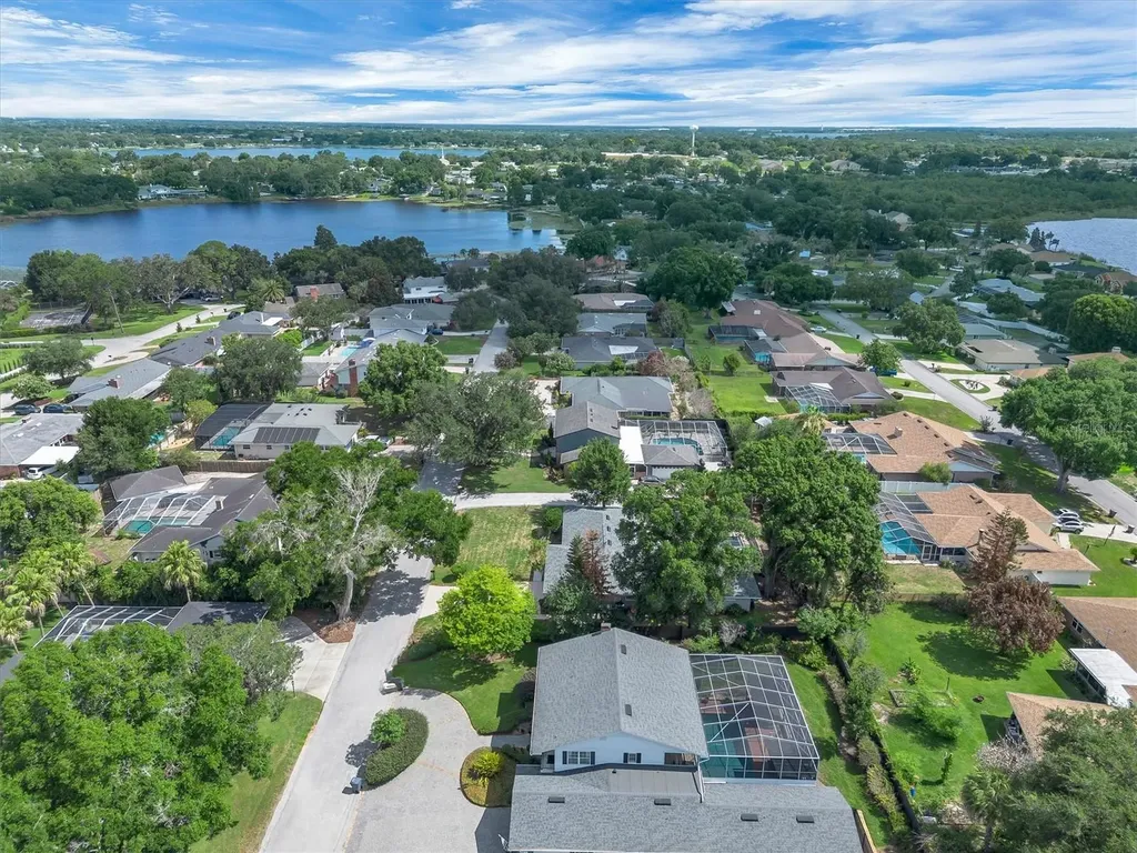 136 Lake Mariam Road SE Winter Haven FL 33884