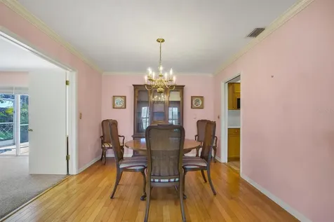 136 Lake Mariam Road SE Winter Haven FL 33884