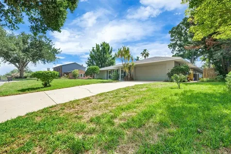 136 Lake Mariam Road SE Winter Haven FL 33884