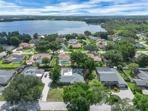 136 Lake Mariam Road SE Winter Haven FL 33884