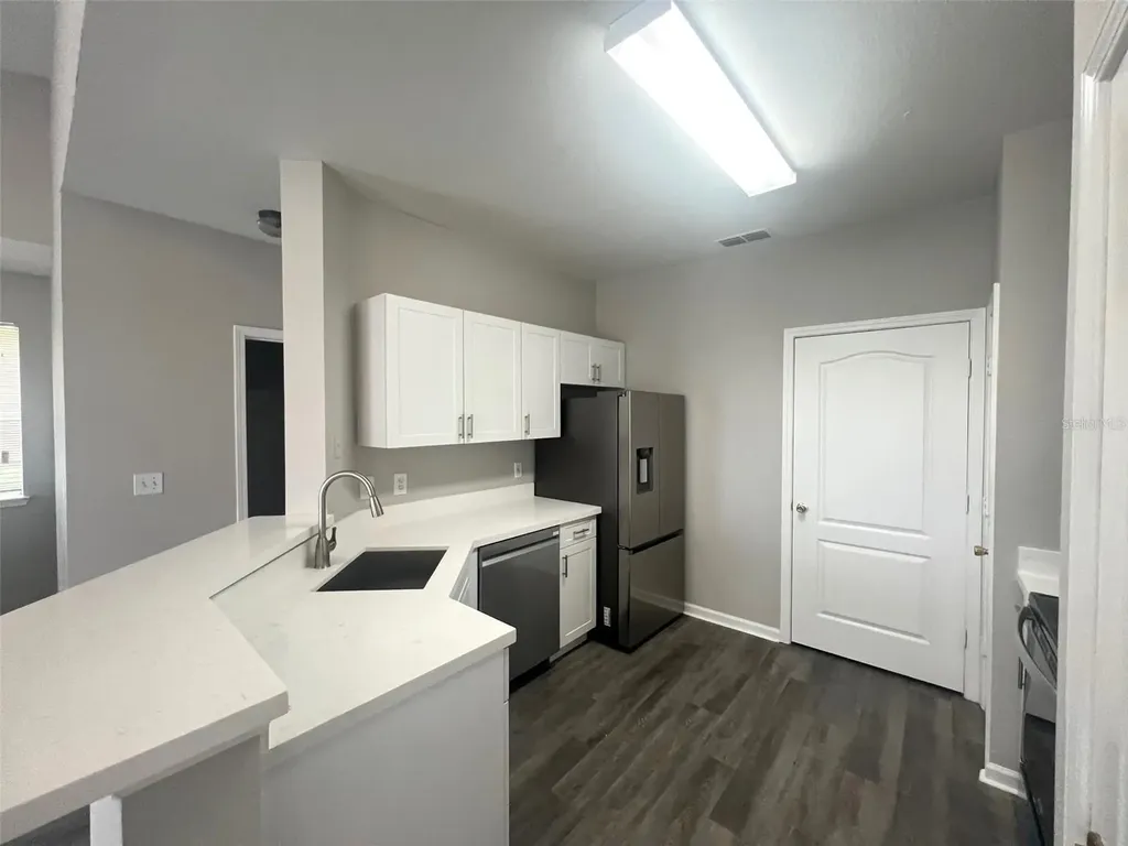 18046 Villa Creek Drive Tampa FL 33647