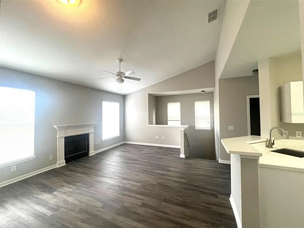 18046 Villa Creek Drive Tampa FL 33647