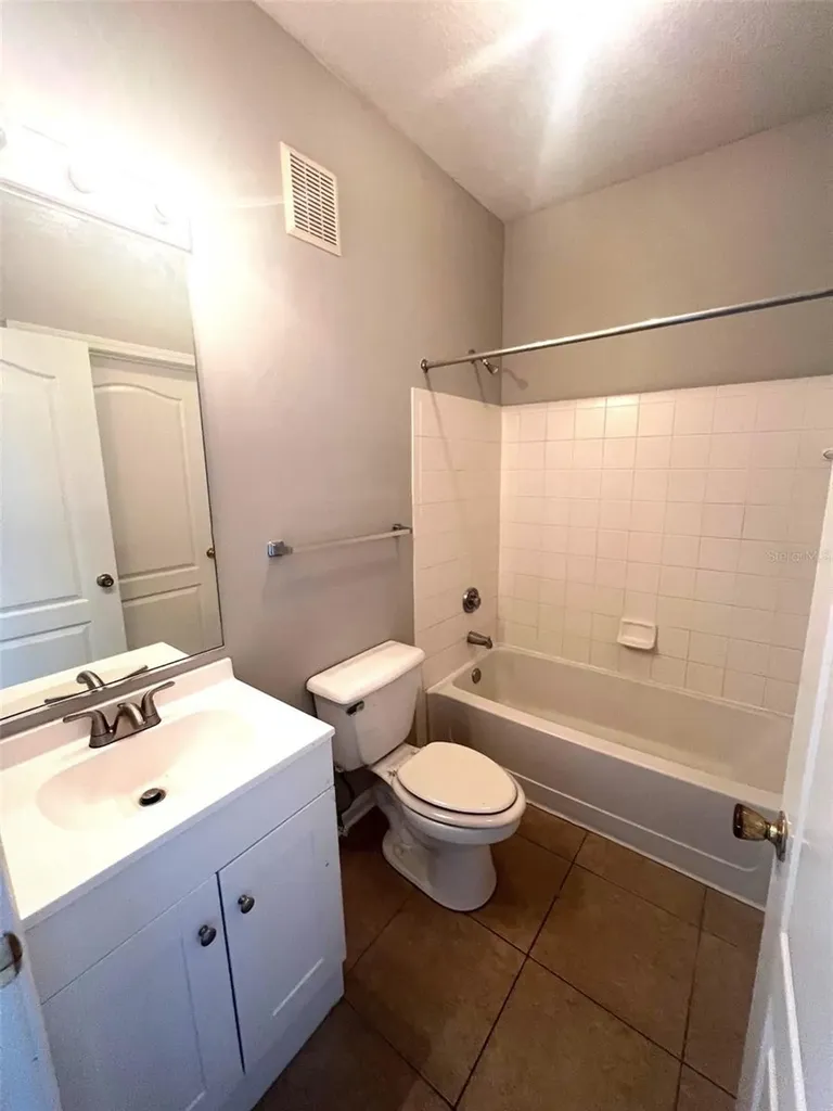 18046 Villa Creek Drive Tampa FL 33647