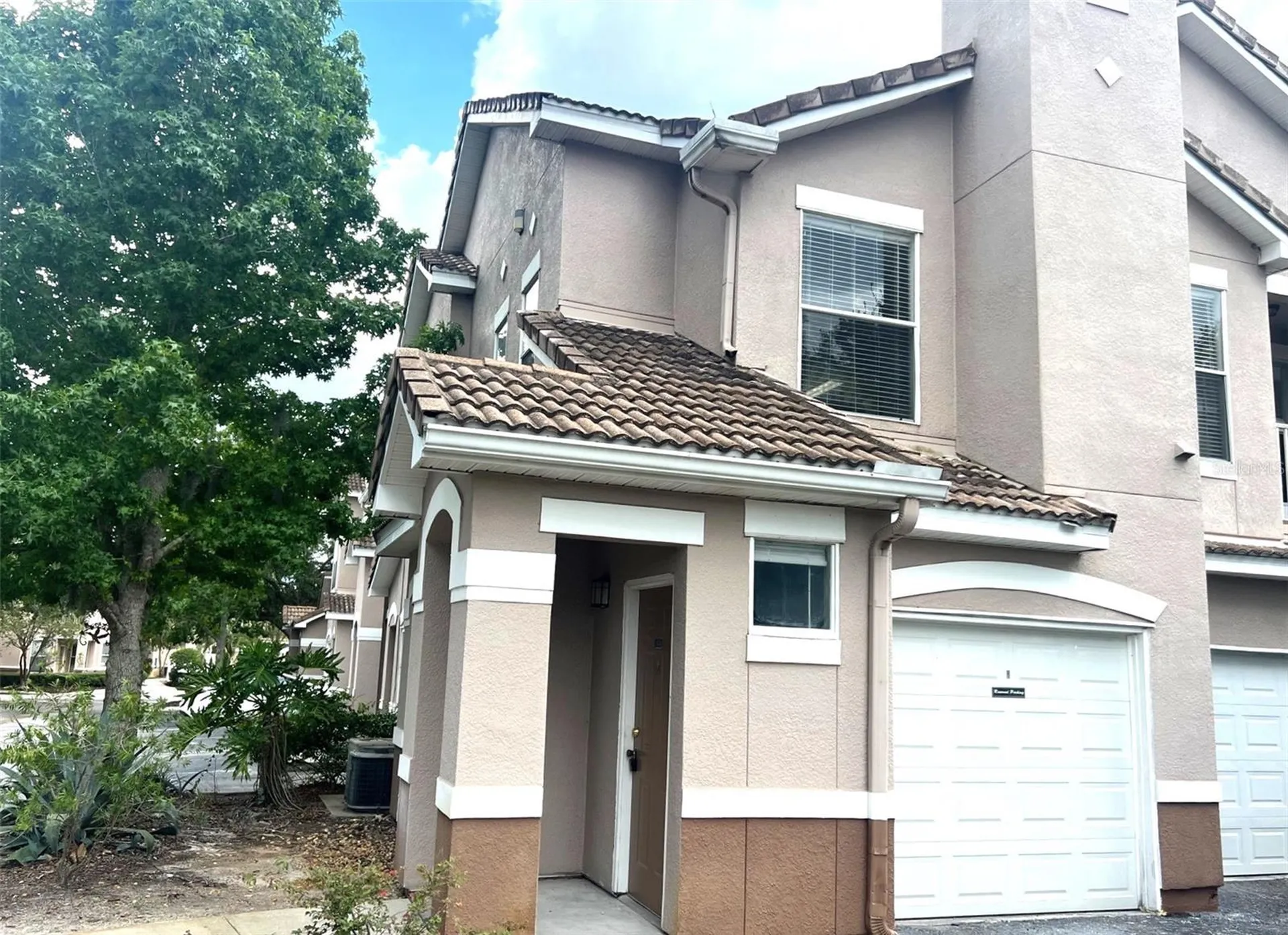 18046 Villa Creek Drive Tampa FL 33647