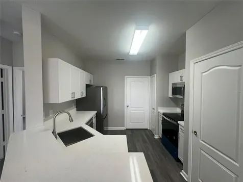 18046 Villa Creek Drive Tampa FL 33647