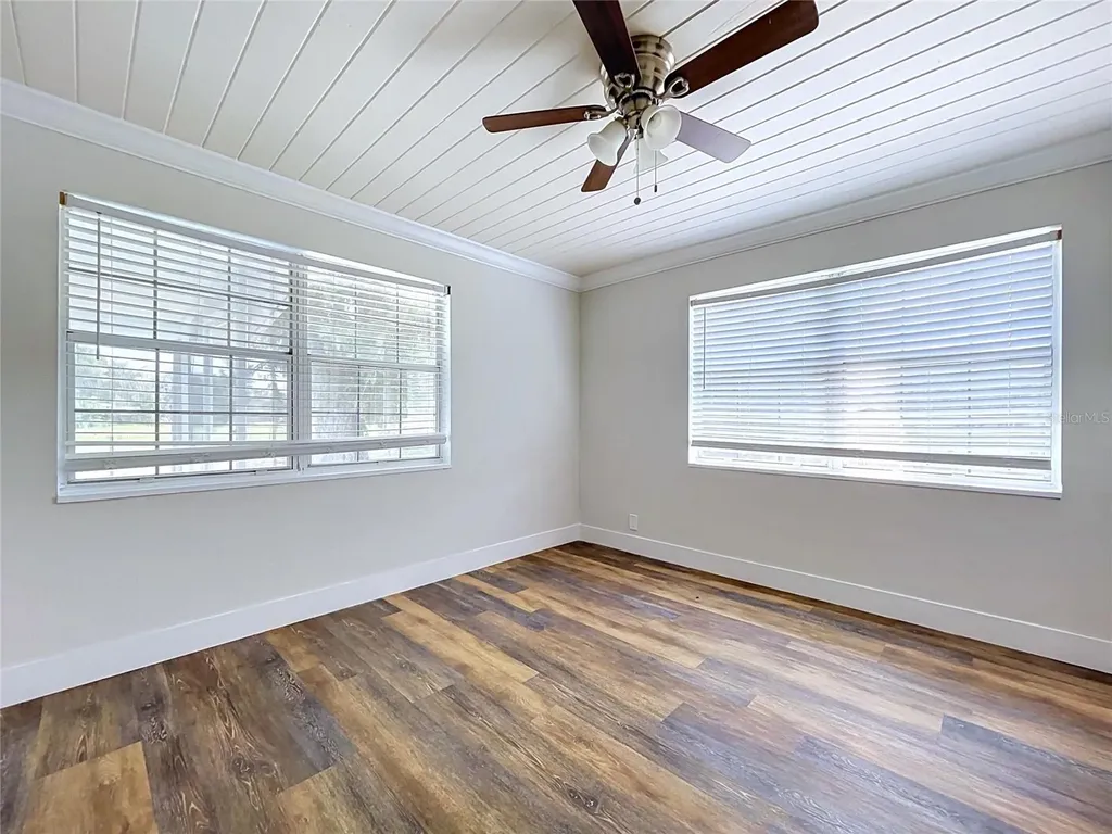 10820 S County Road 39 S Lithia FL 33547