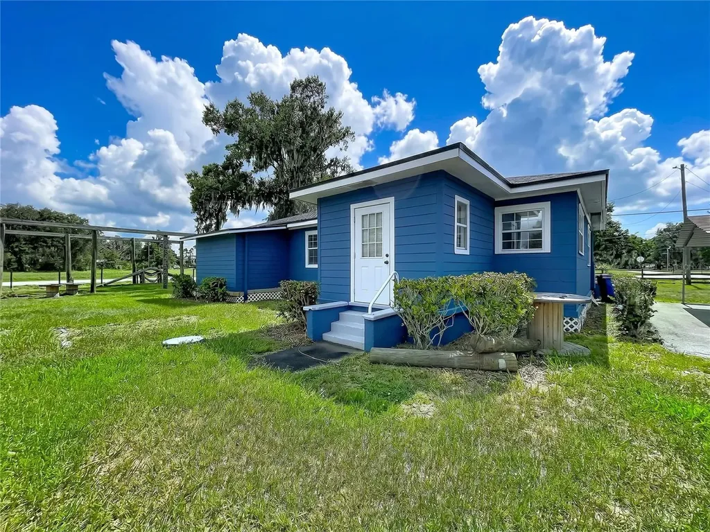 10820 S County Road 39 S Lithia FL 33547