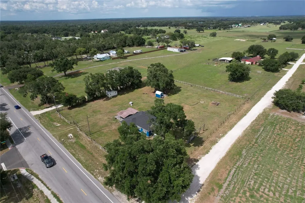 10820 S County Road 39 S Lithia FL 33547