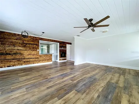 10820 S County Road 39 S Lithia FL 33547