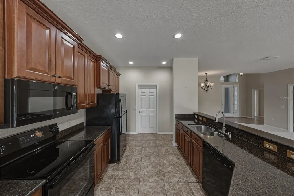 4017 Dunmore Drive Lake Wales FL 33859
