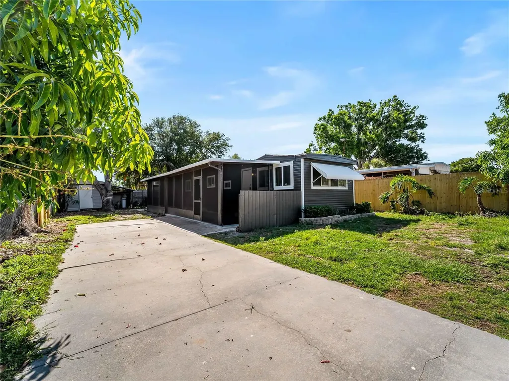 110 Verona Street N Nokomis FL 34275