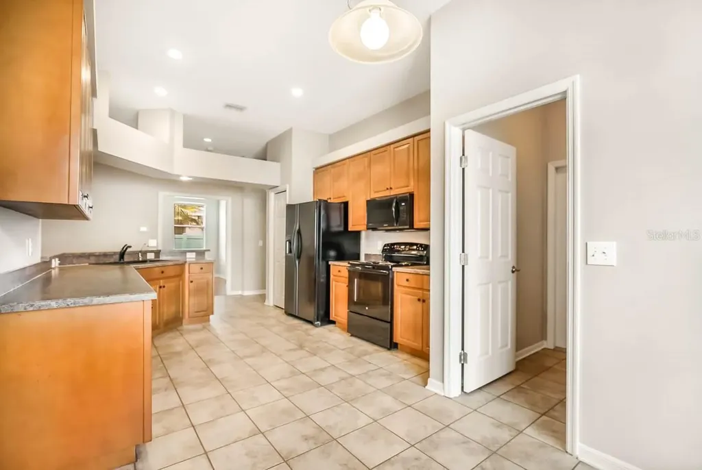 13716 Rothman Tate Place Riverview FL 33579