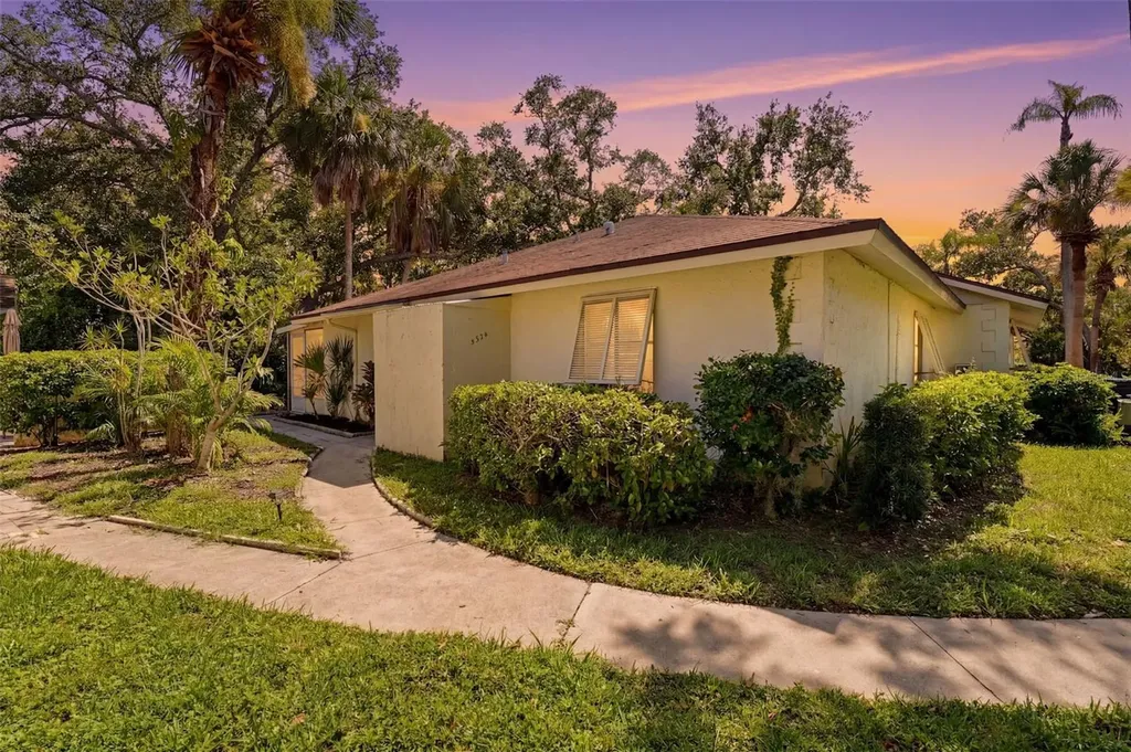 5324 Royal Palm Avenue Sarasota FL 34234