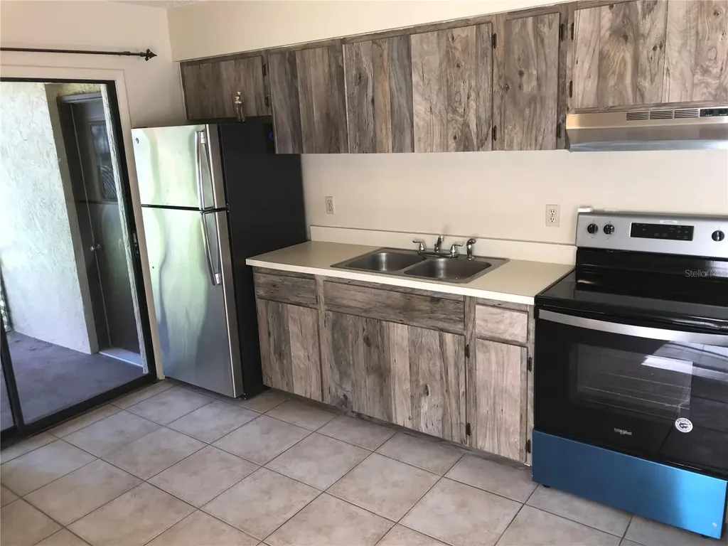 2806 46th Avenue Drive W Bradenton FL 34207