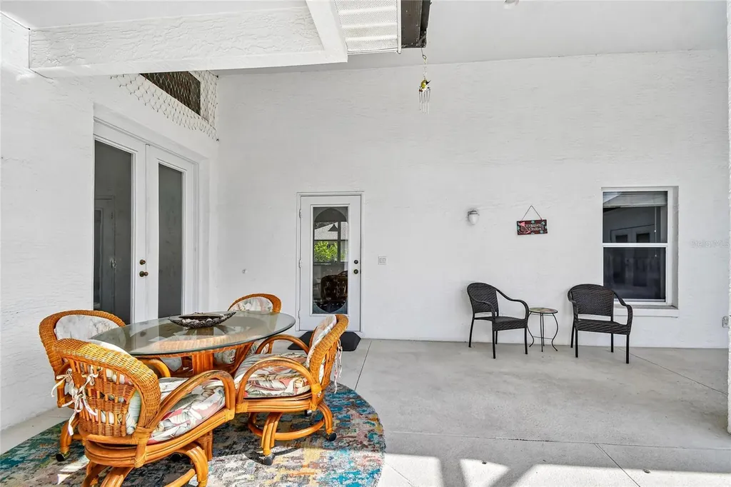 5636 Freeport Drive Tavares FL 32778