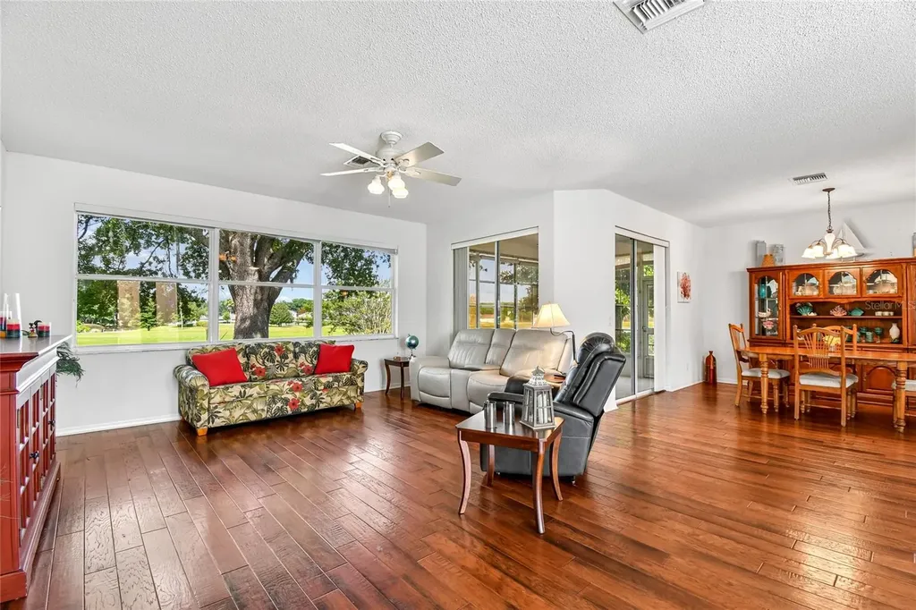 5636 Freeport Drive Tavares FL 32778