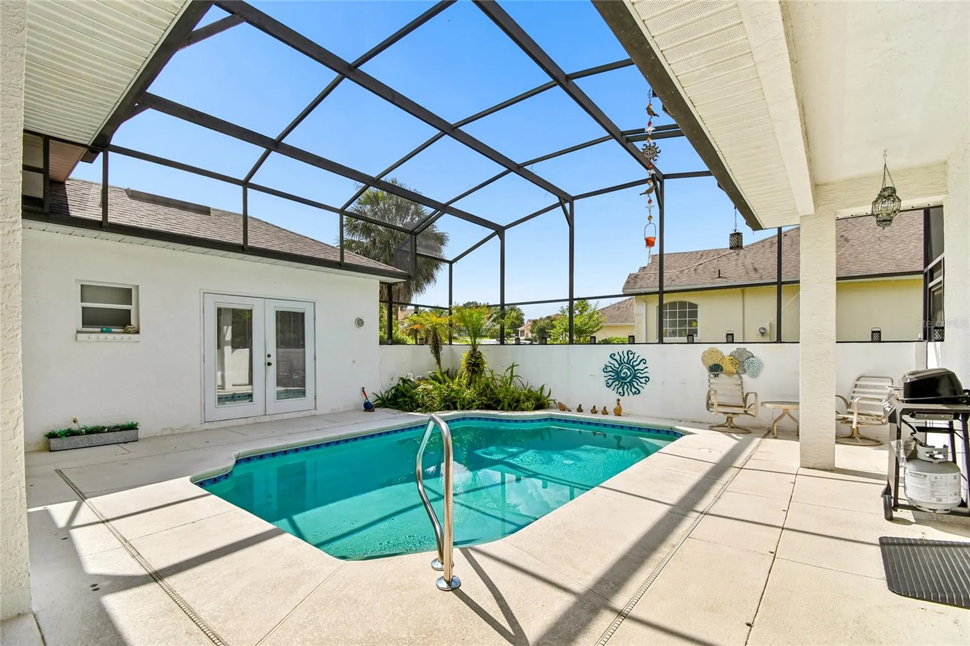 5636 Freeport Drive Tavares FL 32778