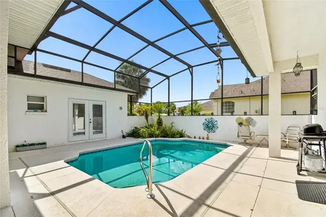 5636 Freeport Drive Tavares FL 32778