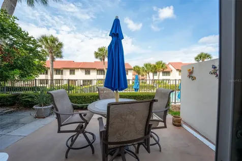 2928 Sea Oats Circle Daytona Beach Shores FL 32118