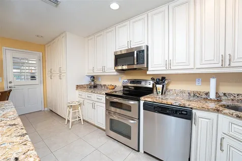 2928 Sea Oats Circle Daytona Beach Shores FL 32118