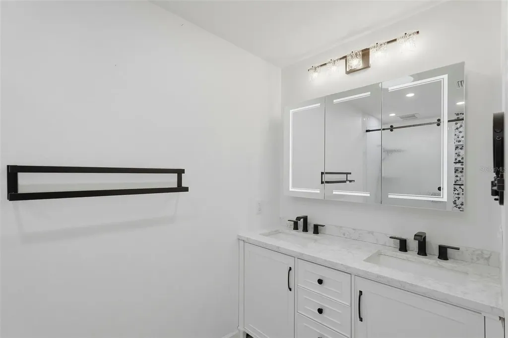 573 Boca Ciega Point Boulevard N St Petersburg FL 33708