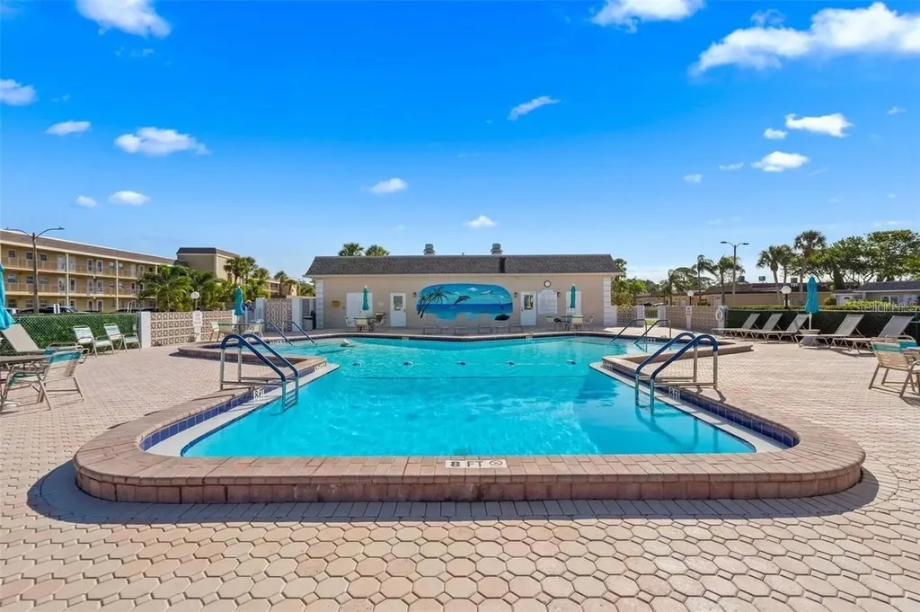 573 Boca Ciega Point Boulevard N St Petersburg FL 33708