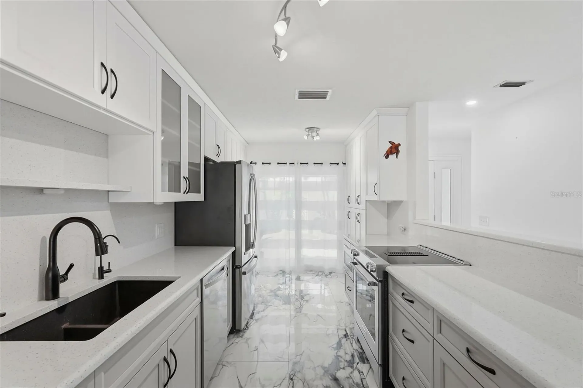 573 Boca Ciega Point Boulevard N St Petersburg FL 33708