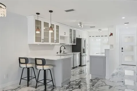 573 Boca Ciega Point Boulevard N St Petersburg FL 33708