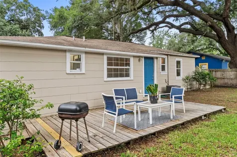 2016 E Powhatan Avenue Tampa FL 33610