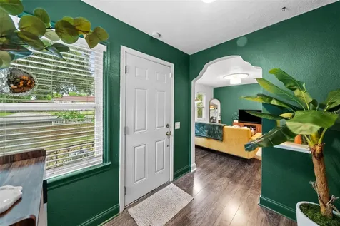 2016 E Powhatan Avenue Tampa FL 33610