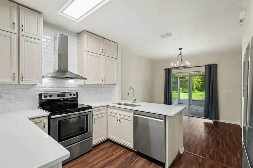 30153 Barnaby Lane Wesley Chapel FL 33543