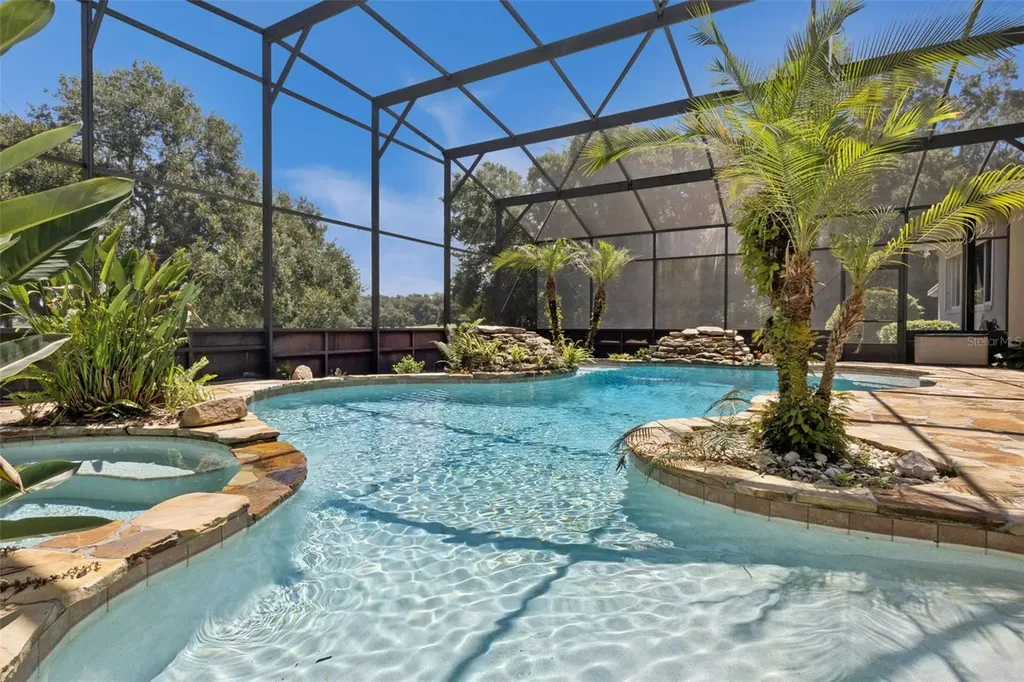 605 Old Mount Dora Road Eustis FL 32726