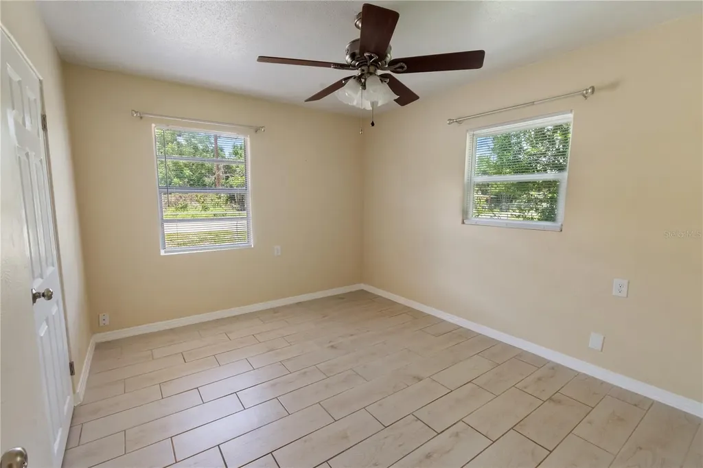 404 Armour Avenue Auburndale FL 33823