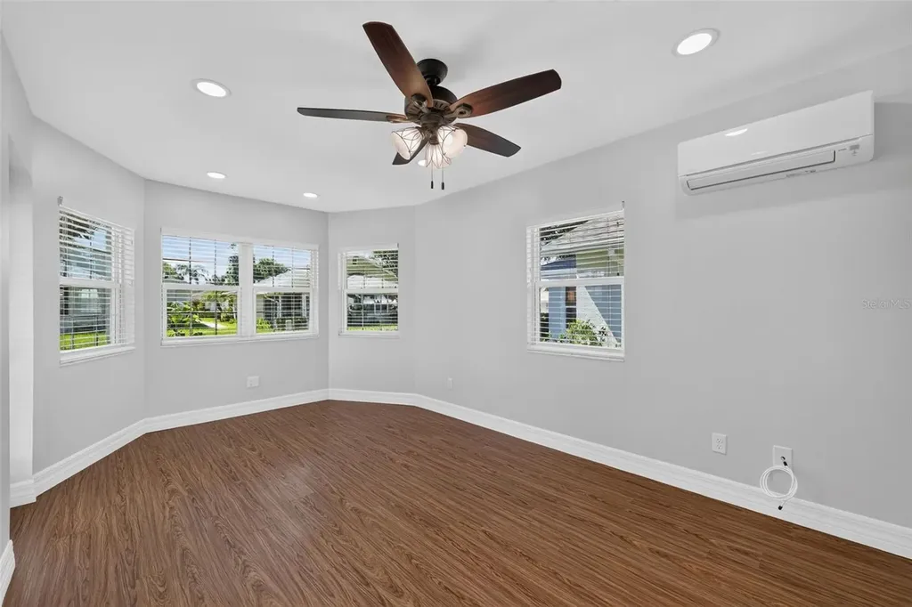 4431 Fern Drive Bradenton FL 34208