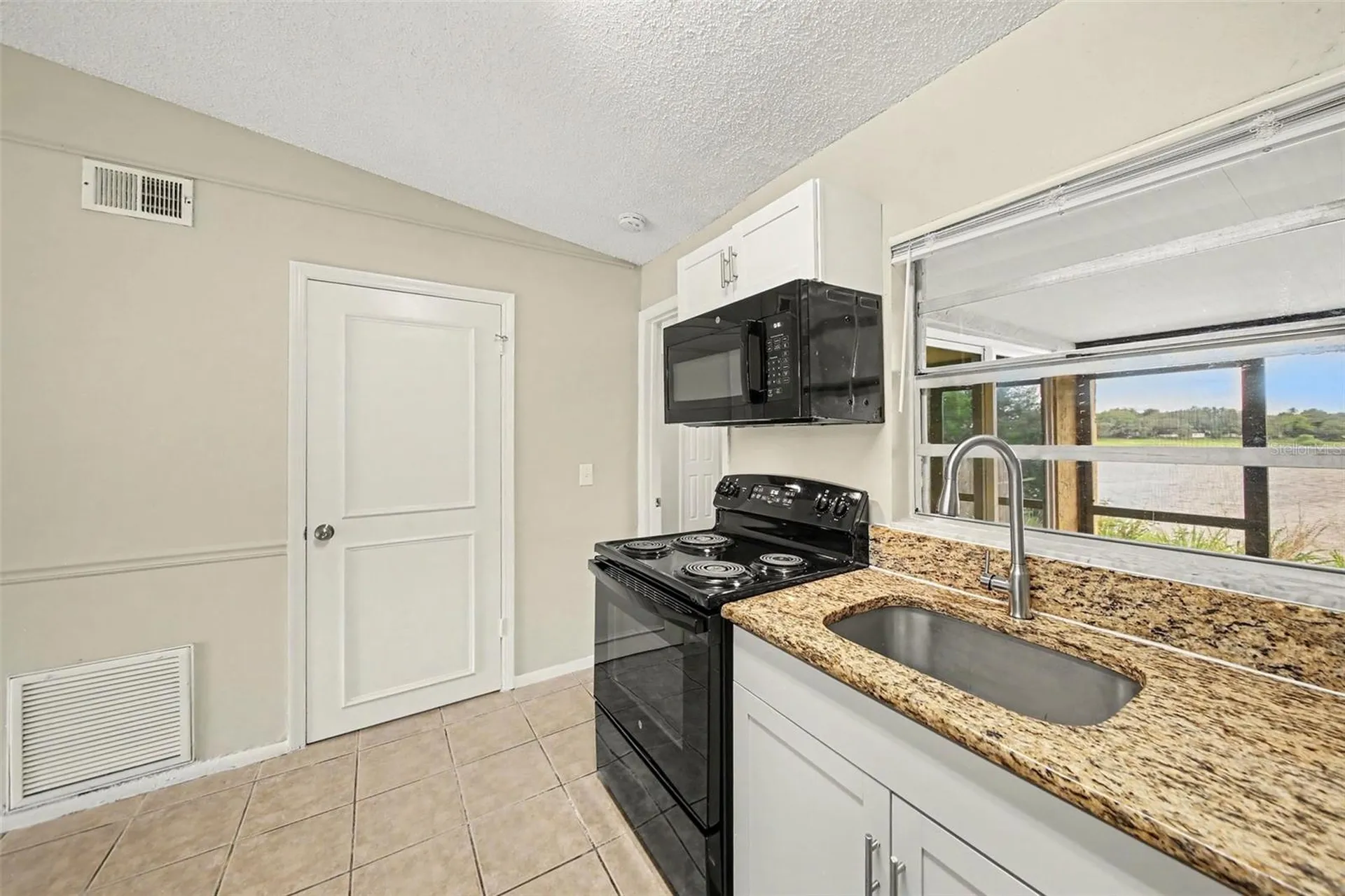 1188 Woodman Way Orlando FL 32818