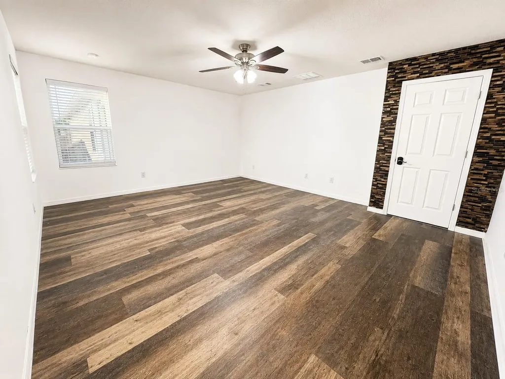 9126 Freedom Hill Drive Seffner FL 33584