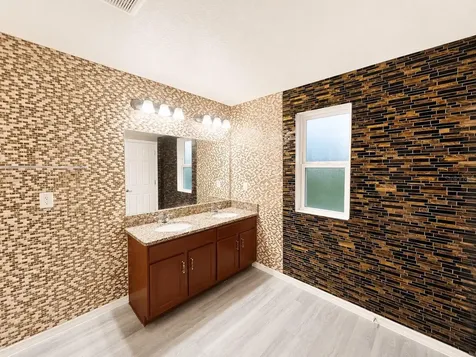 9126 Freedom Hill Drive Seffner FL 33584