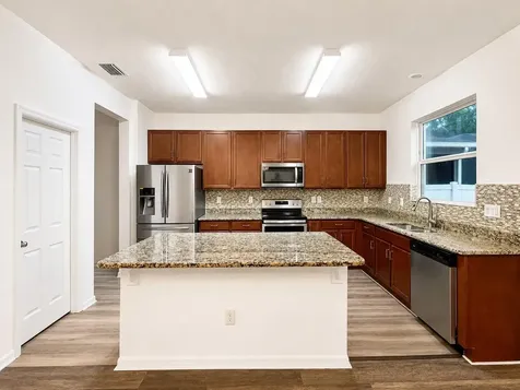 9126 Freedom Hill Drive Seffner FL 33584