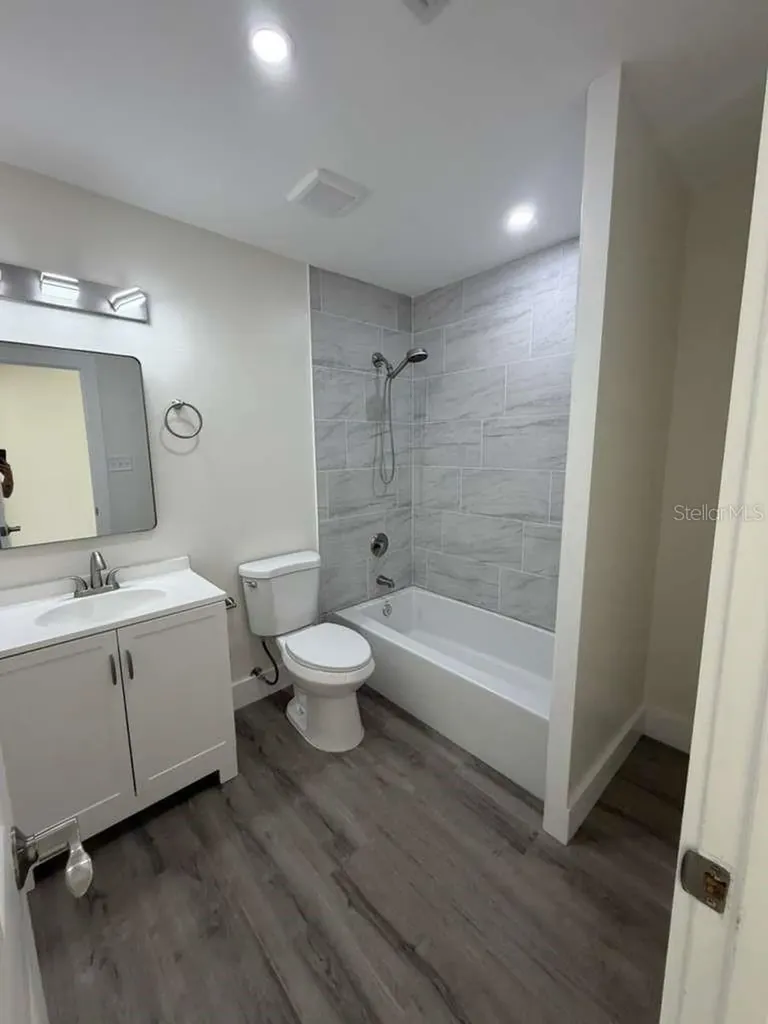 2333 Meadow Cove Boulevard Melbourne FL 32935