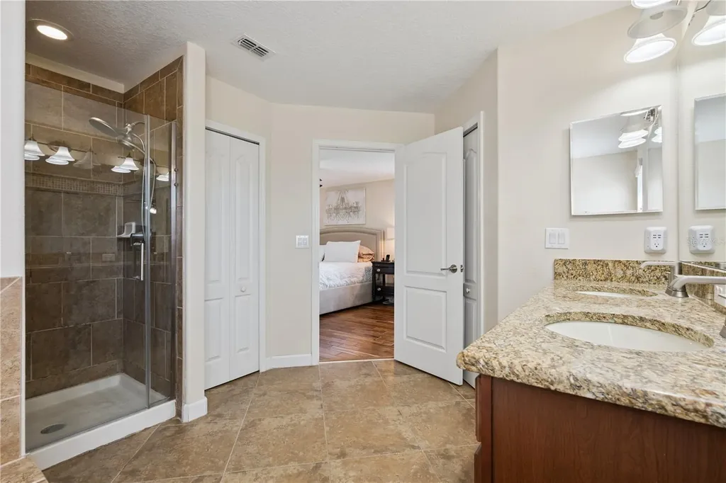 1454 Lake Side Avenue Davenport FL 33837