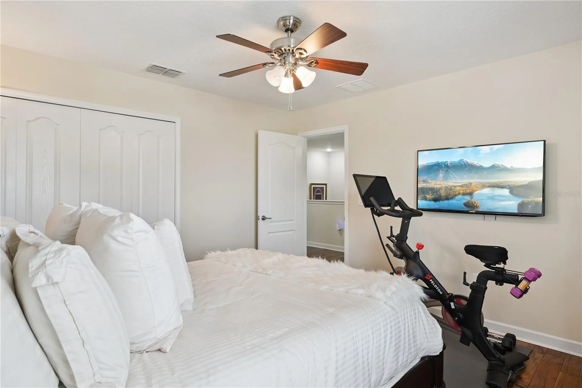 1454 Lake Side Avenue Davenport FL 33837