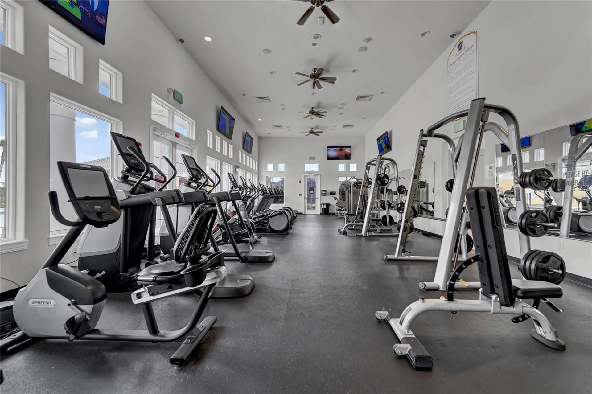 1454 Lake Side Avenue Davenport FL 33837