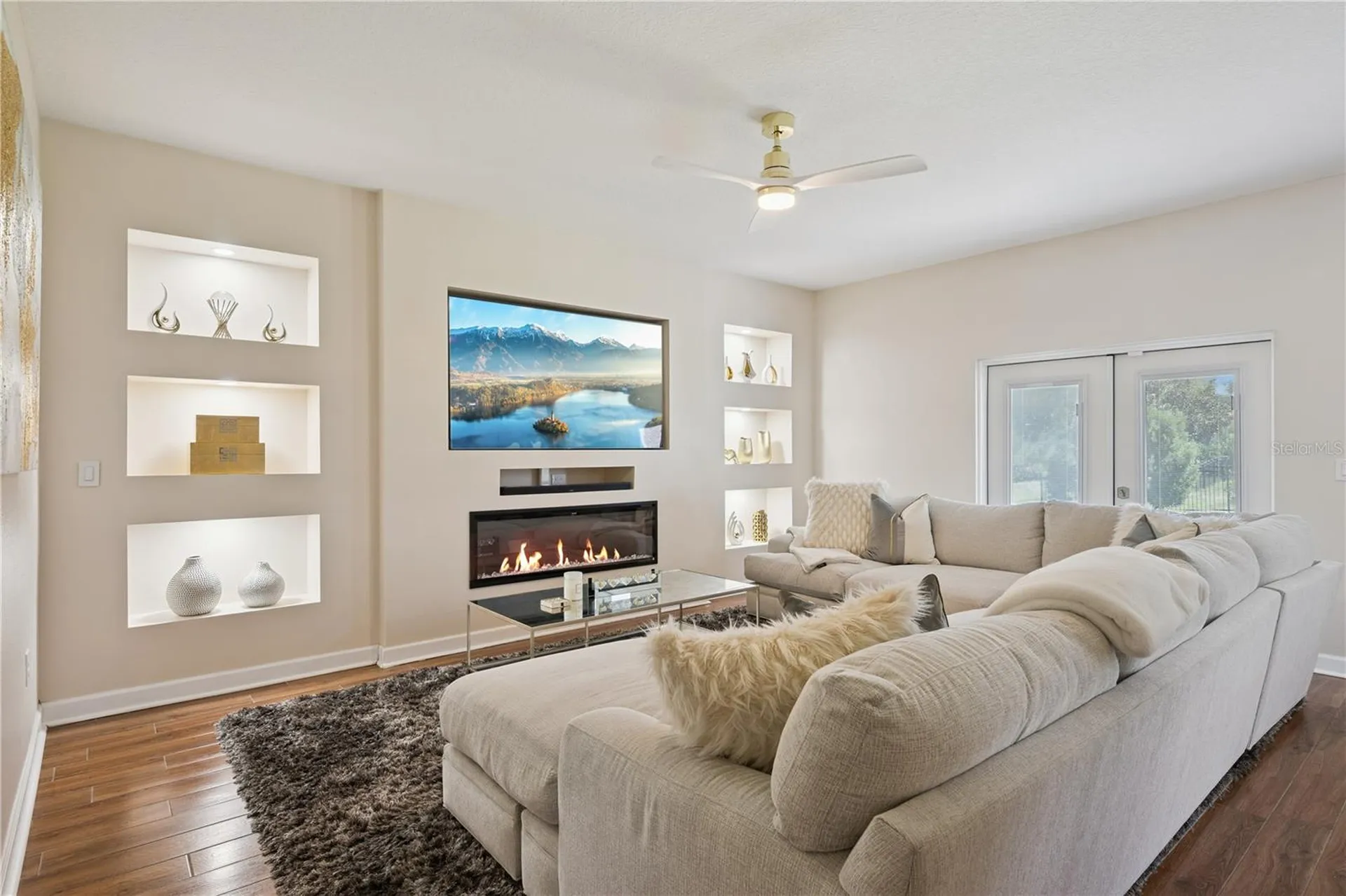 1454 Lake Side Avenue Davenport FL 33837