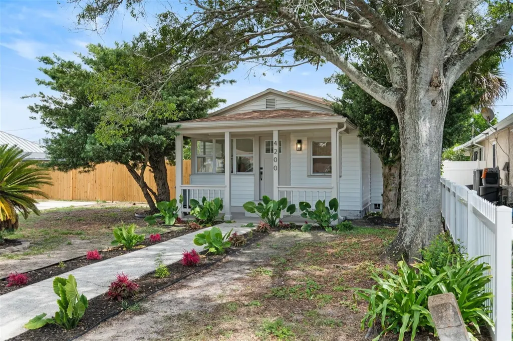 4200 58th Avenue N St Petersburg FL 33714