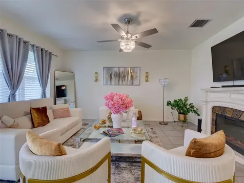 11244 Amber Ridge Drive Zellwood FL 32798