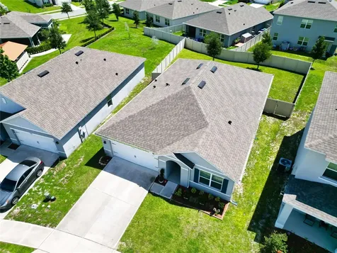 11244 Amber Ridge Drive Zellwood FL 32798