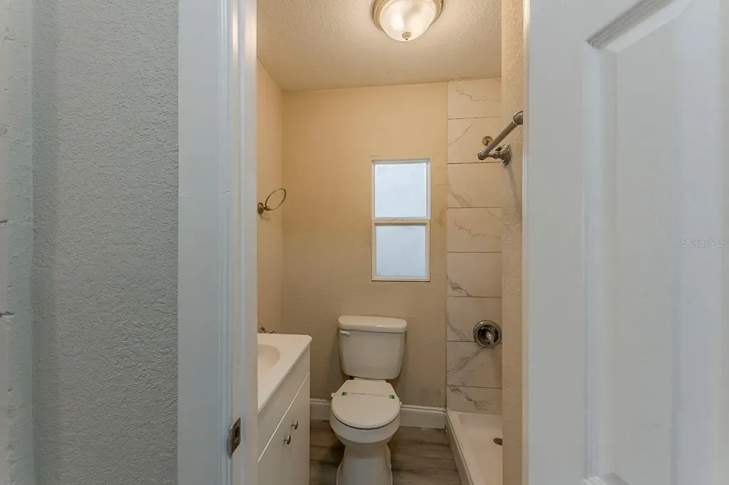 1007 Emeralda Road Orlando FL 32808