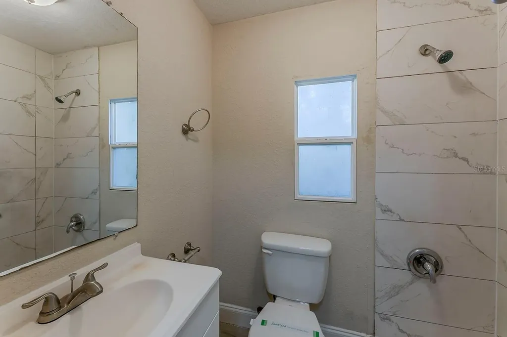 1007 Emeralda Road Orlando FL 32808